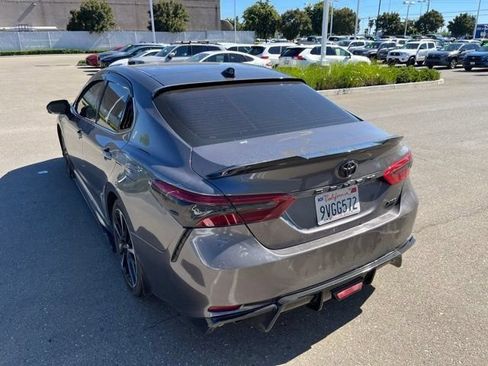Used 2018 Toyota Camry XSE FWD image 7