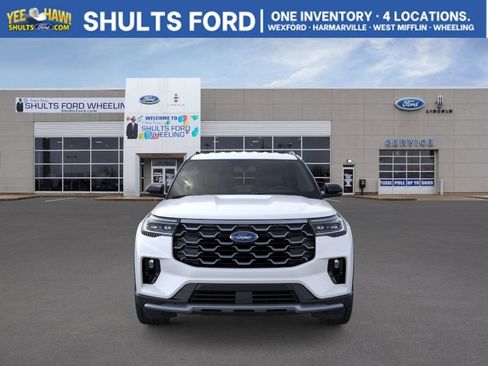 New 2026 Ford Explorer Platinum image 7