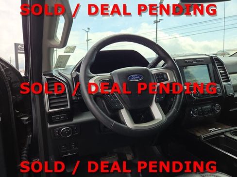 Used 2018 Ford F250 Lariat w/ Lariat Ultimate Package AWD/4WD image 8