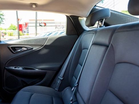 Used 2021 Chevrolet Malibu LT FWD image 26