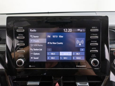Used 2023 Toyota Camry SE FWD image 15