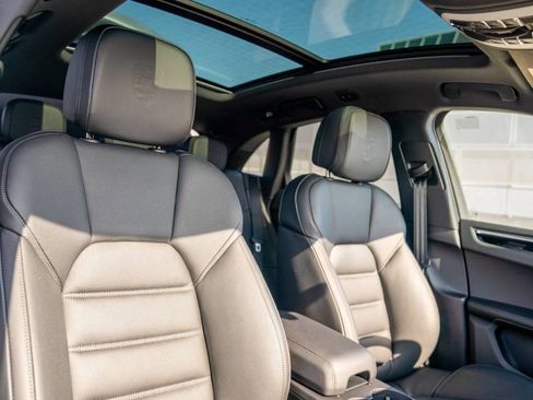 New 2026 Porsche Macan AWD/4WD image 26