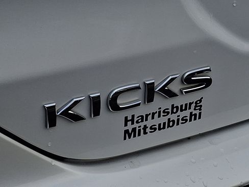 Used 2024 Nissan Kicks SV FWD image 30