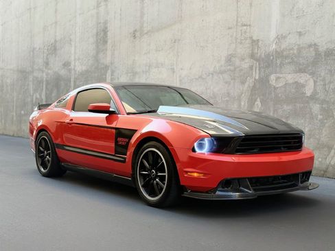 Used 2012 Ford Mustang Boss 302 w/ Boss 302 Accessory Pkg image 22