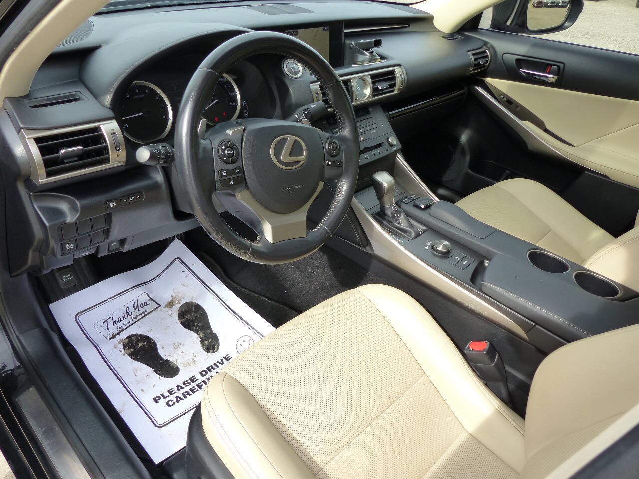 Used 2016 Lexus IS 300 AWD w/ Navigation System Package image 11