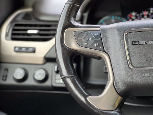 Used 2018 GMC Yukon Denali w/ Open Road Package AWD/4WD image 31