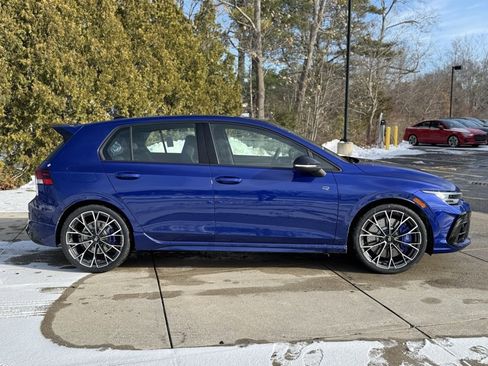 New 2026 Volkswagen Golf 2.0T image 6