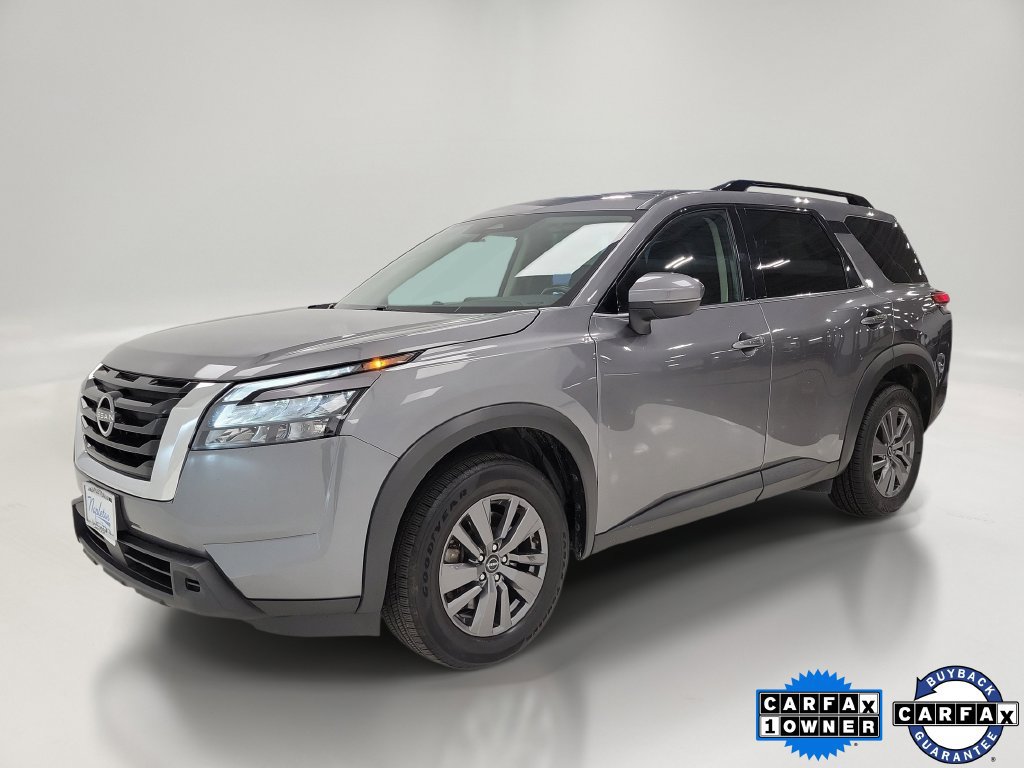 Used 2024 Nissan Pathfinder SV FWD image 1