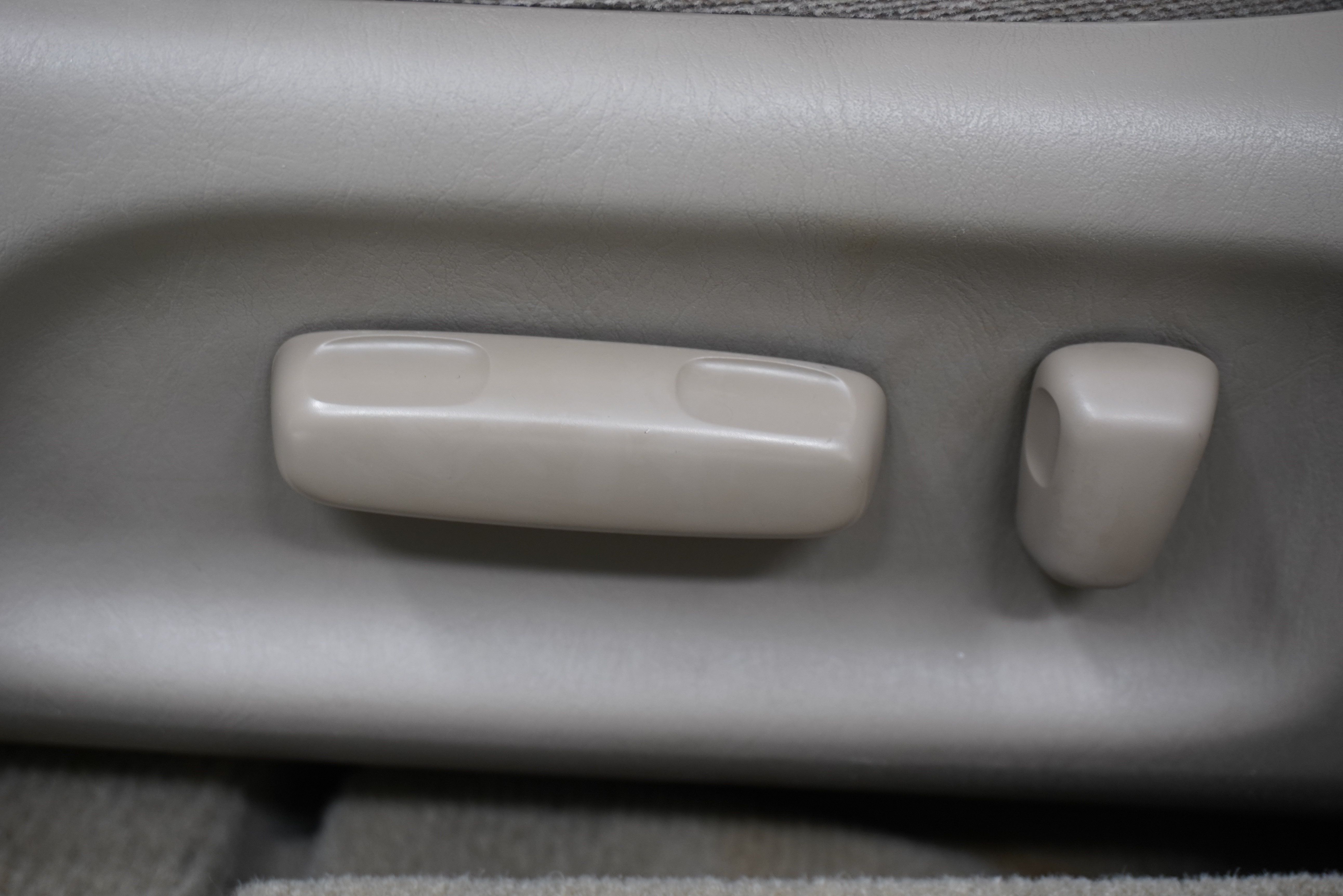 Used 2003 Toyota Camry XLE FWD image 14