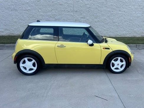 Used 2004 MINI Cooper Hardtop FWD image 20