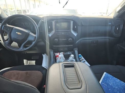 Used 2020 Chevrolet Silverado 2500 Custom w/ Custom Value Package AWD/4WD image 13