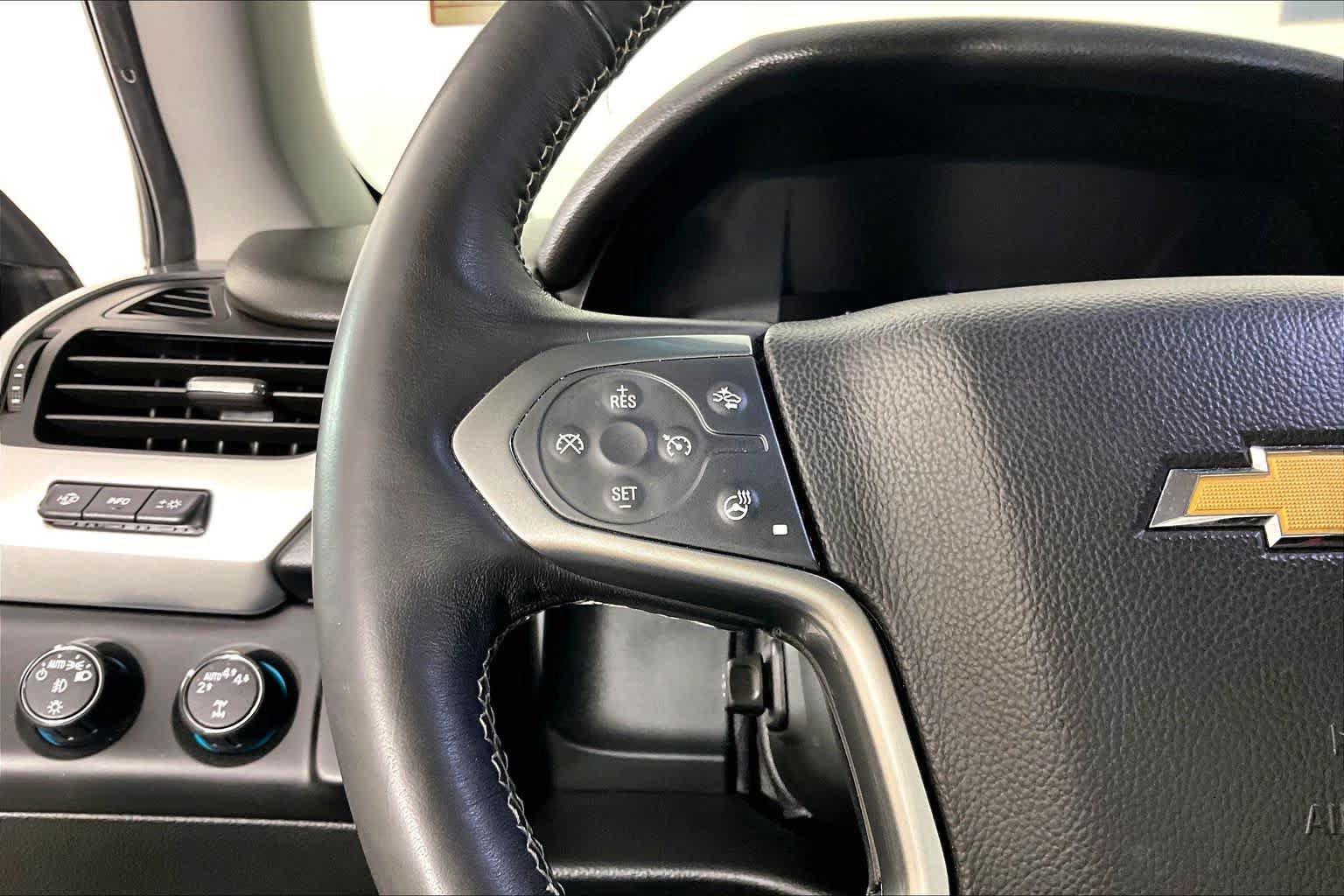 Used 2017 Chevrolet Tahoe Premier AWD/4WD image 22
