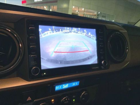 Used 2021 Toyota Tacoma SR5 image 27