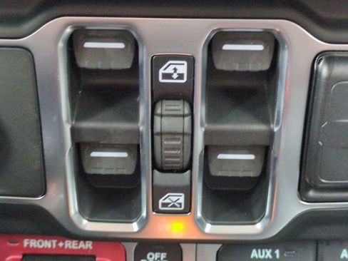 New 2026 Jeep Wrangler Unlimited Rubicon AWD/4WD image 22