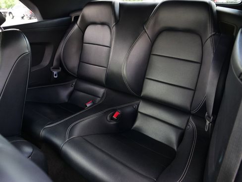 Used 2016 Ford Mustang GT Premium RWD image 34