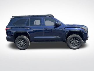 Used 2024 Toyota Sequoia Platinum AWD/4WD video 2