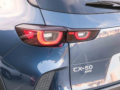 Used 2025 MAZDA CX-50 AWD 2.5 S w/ Preferred Package image 7