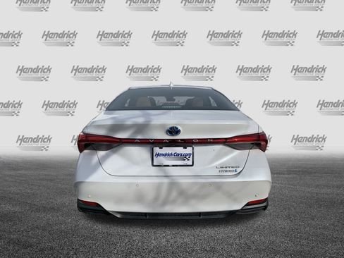 Used 2021 Toyota Avalon Limited w/ Advanced Safety Package image 9