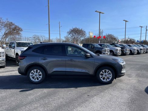 New 2026 Ford Escape Active w/ Active Premium Tech Pack image 2