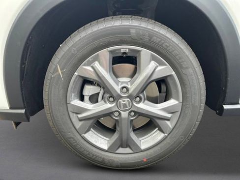 New 2026 Honda HR-V LX image 9