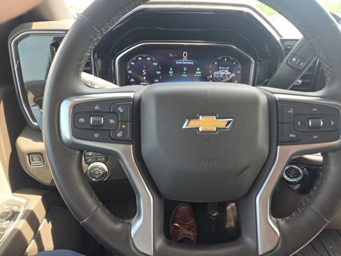 Used 2024 Chevrolet Silverado 3500 LTZ AWD/4WD image 45