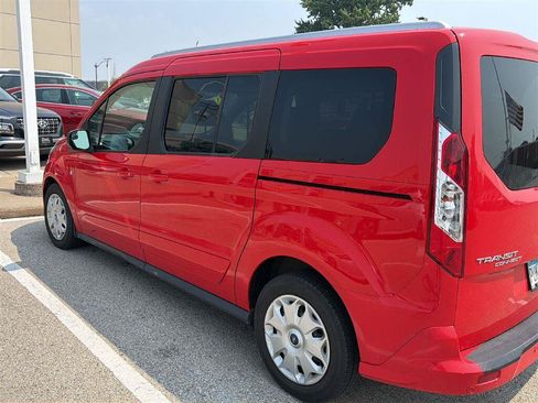 Used 2018 Ford Transit Connect XLT FWD image 16