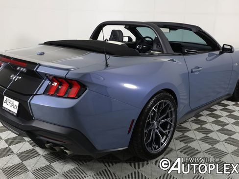 Used 2024 Ford Mustang GT Premium image 5