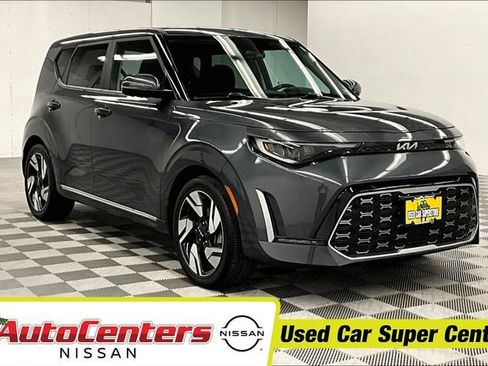 Used 2024 Kia Soul GT-Line w/ GT-Line Technology Package FWD image 1