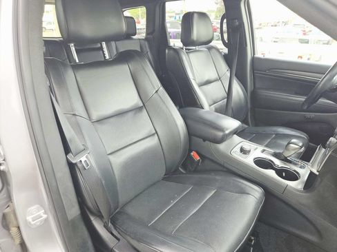 Used 2018 Jeep Grand Cherokee High Altitude AWD/4WD image 16
