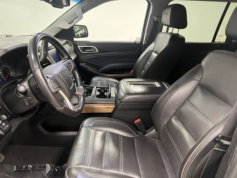 Used 2020 GMC Yukon XL Denali image 22