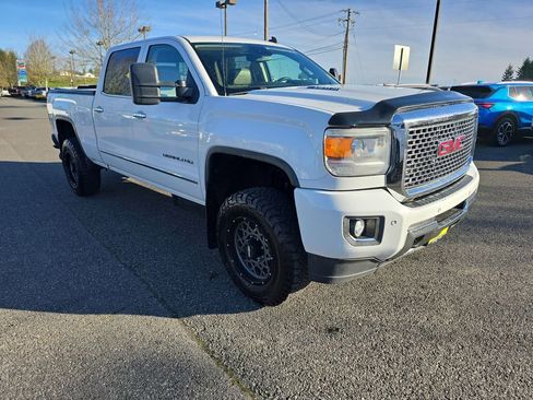 Used 2015 GMC Sierra 3500 Denali image 8
