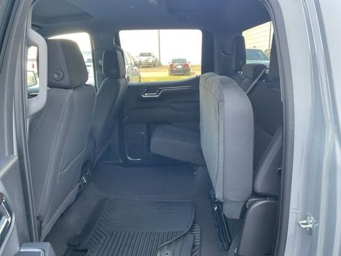 Used 2024 Chevrolet Silverado 1500 LT image 24