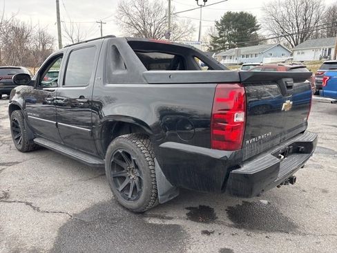 Used 2007 Chevrolet Avalanche LTZ w/ LTZ Preferred Equipment Group image 5