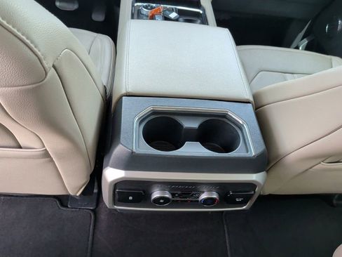 Used 2023 Ford Expedition Limited AWD/4WD image 39