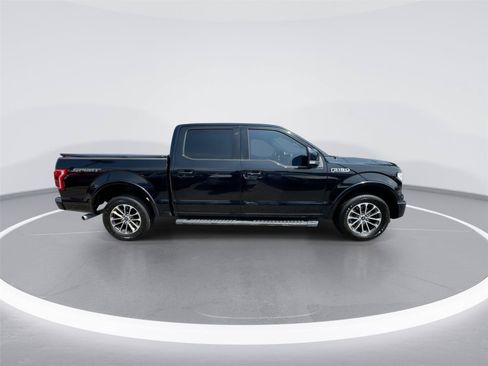 Used 2016 Ford F150 Lariat w/ Equipment Group 502A Luxury RWD image 11