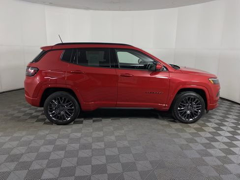 Used 2022 Jeep Compass Limited w/ (RED) Package image 8