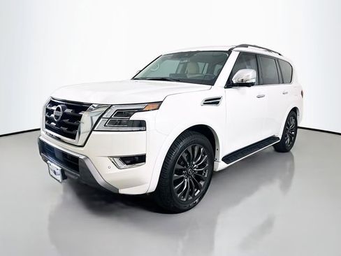 Used 2024 Nissan Armada Platinum w/ Captain's Chairs Package RWD image 1