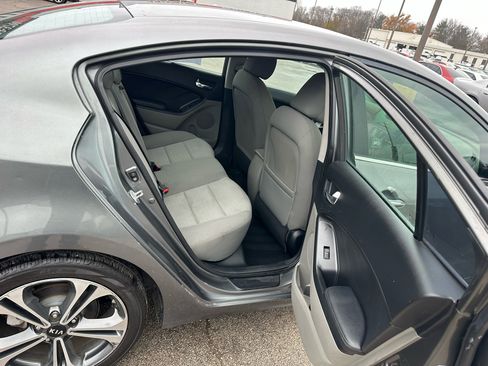 Used 2016 Kia Forte EX image 12
