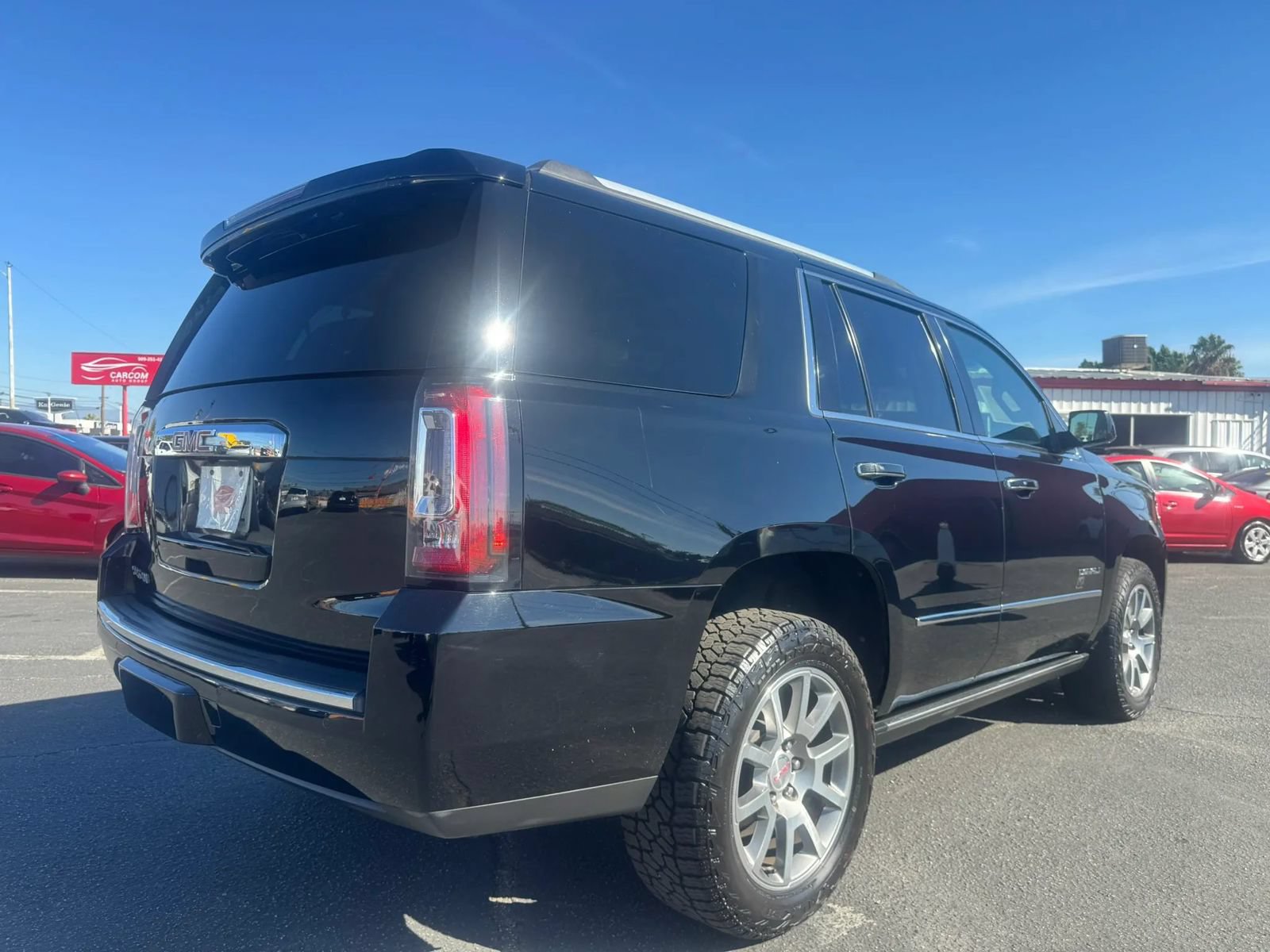 Used 2019 GMC Yukon Denali w/ Open Road Package AWD/4WD image 9