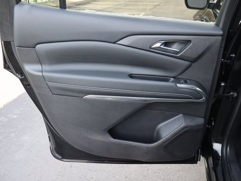 Used 2024 Chevrolet Traverse LS w/ Midnight/Sport Edition image 28