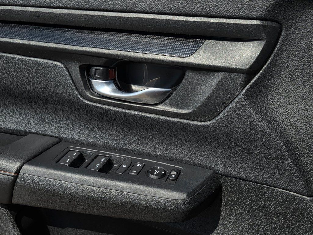 Used 2024 Honda CR-V Sport image 17