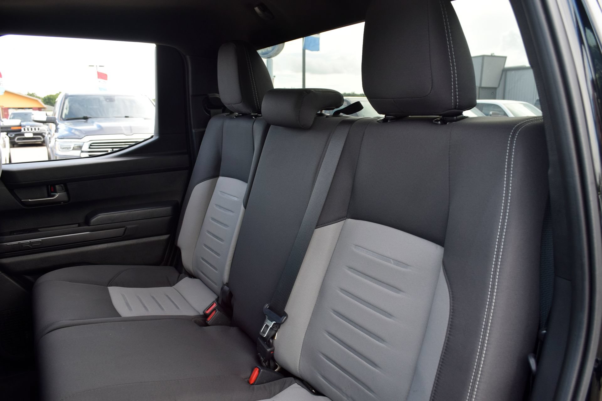 Used 2025 Toyota Tacoma TRD Off-Road AWD/4WD image 18