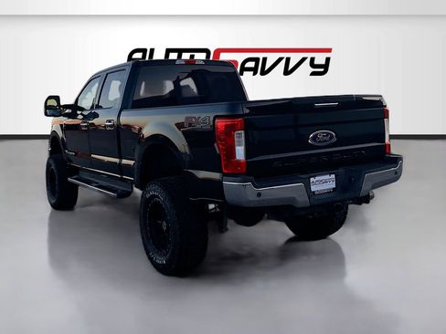 Used 2017 Ford F350 4x4 Crew Cab Super Duty image 5