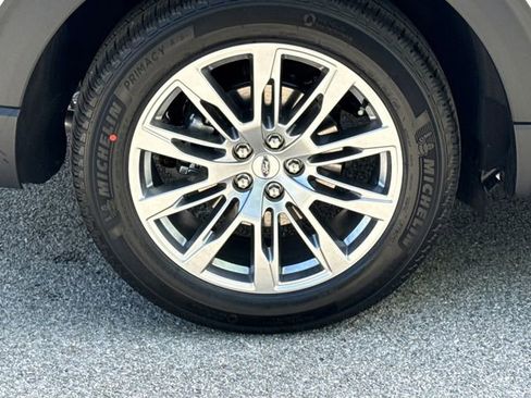 New 2026 Ford Explorer Platinum RWD image 9