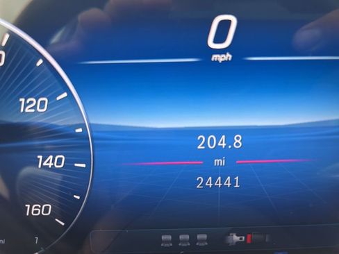 Used 2025 Mercedes-Benz E 350 Sedan image 37