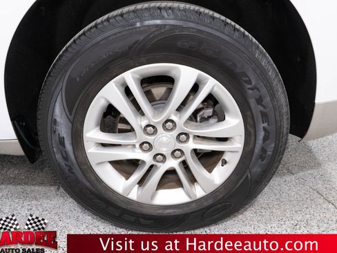 Used 2020 Buick Enclave Essence w/ Sound and Sites Package image 10