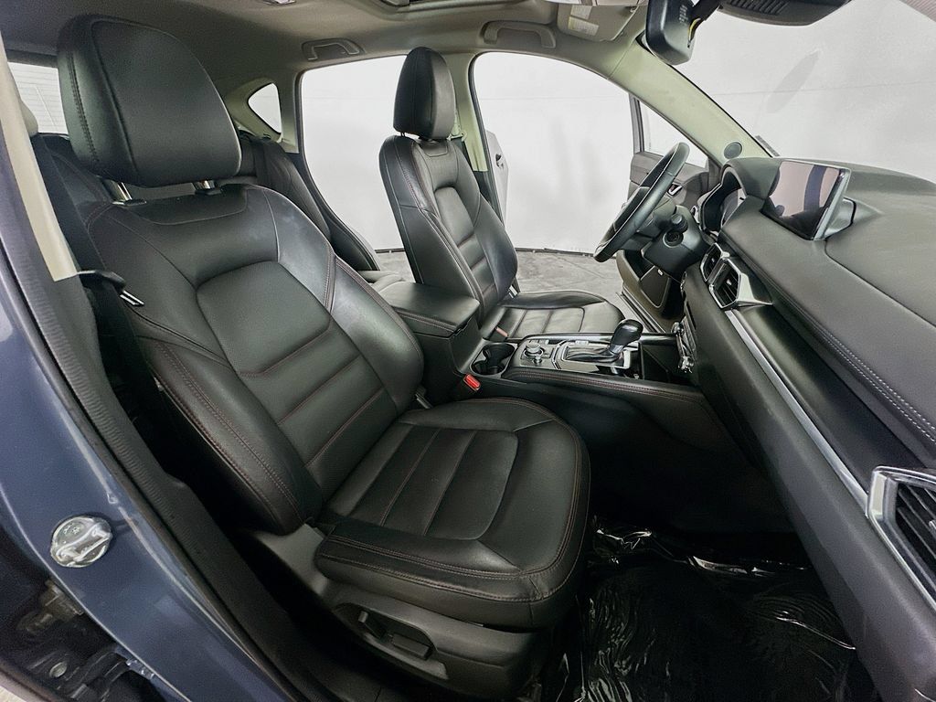 Used 2025 MAZDA CX-5 Carbon Edition AWD/4WD image 14