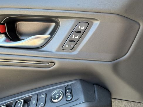 Used 2023 Honda Accord EX-L image 29