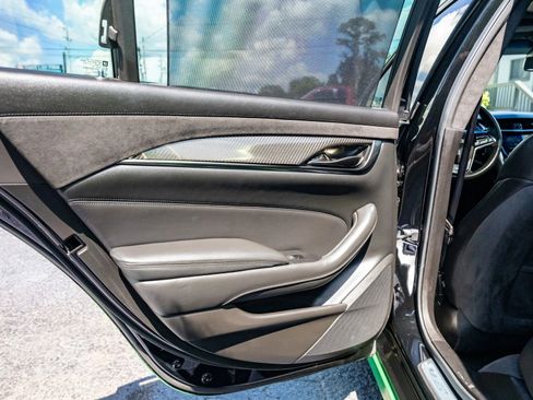 Used 2019 Cadillac CTS V w/ Luxury Package RWD image 50