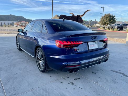 Used 2023 Audi S4 Premium Plus image 3